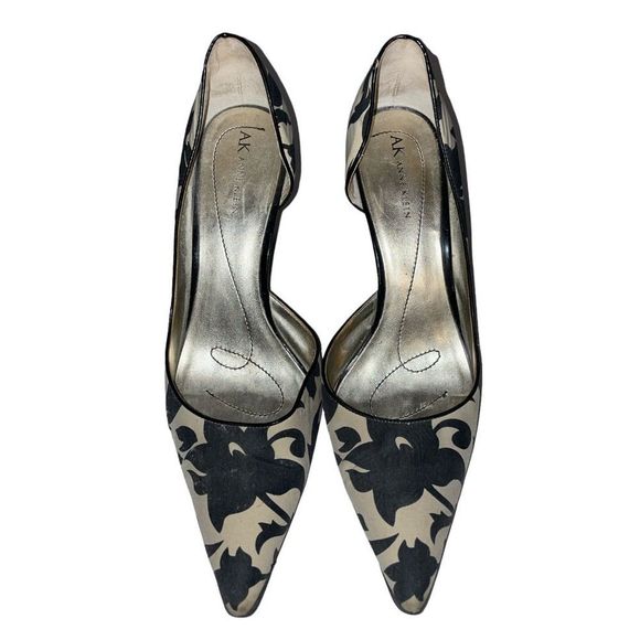 3/$25 Sale Anne Klein Floral Pumps Size 10